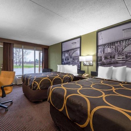 Готель Super 8 By Wyndham Perrysburg-Toledo Екстер'єр фото