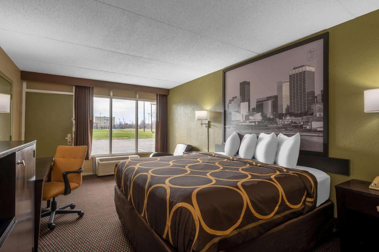 Готель Super 8 By Wyndham Perrysburg-Toledo Екстер'єр фото