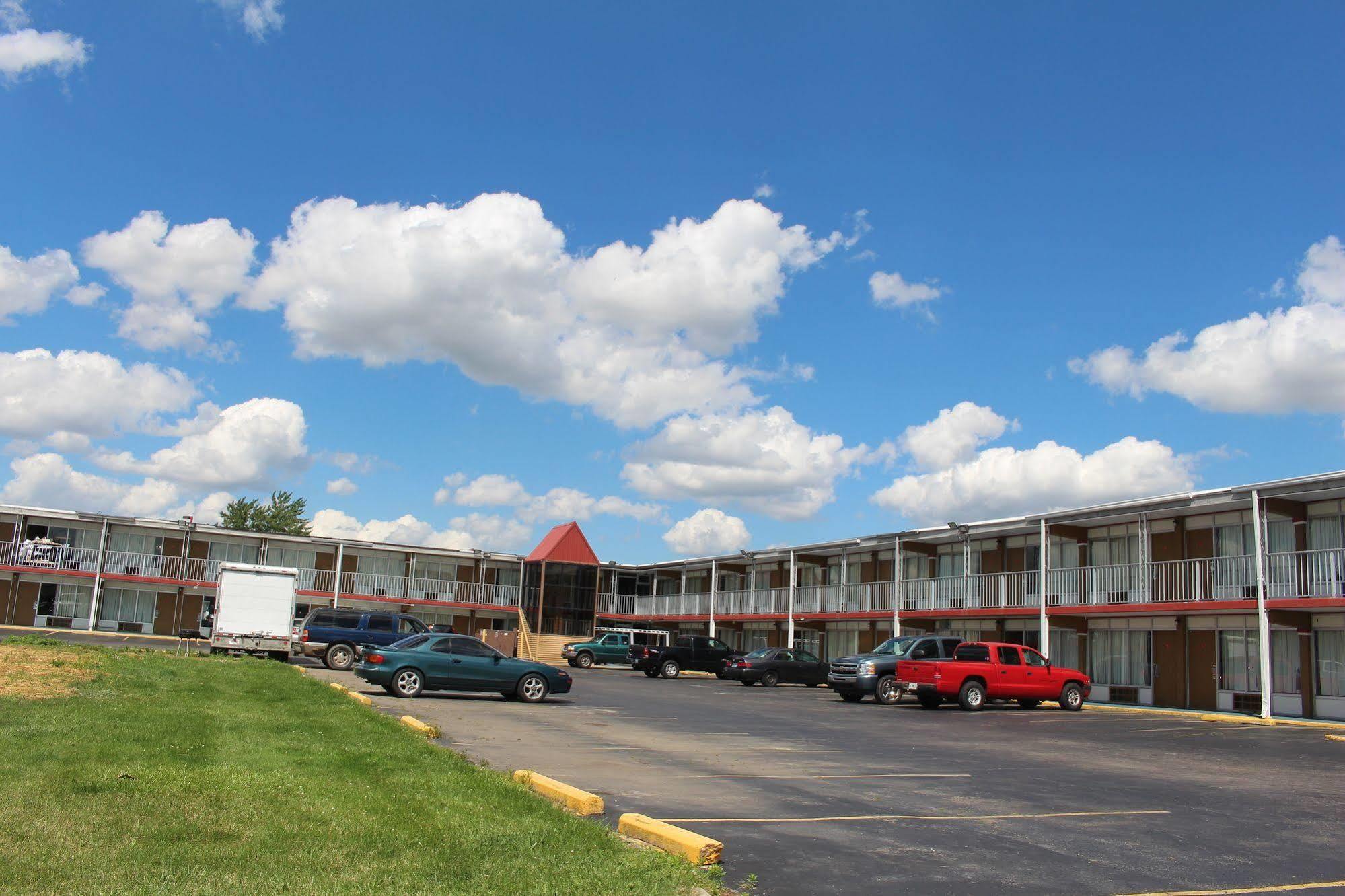 Готель Super 8 By Wyndham Perrysburg-Toledo Екстер'єр фото